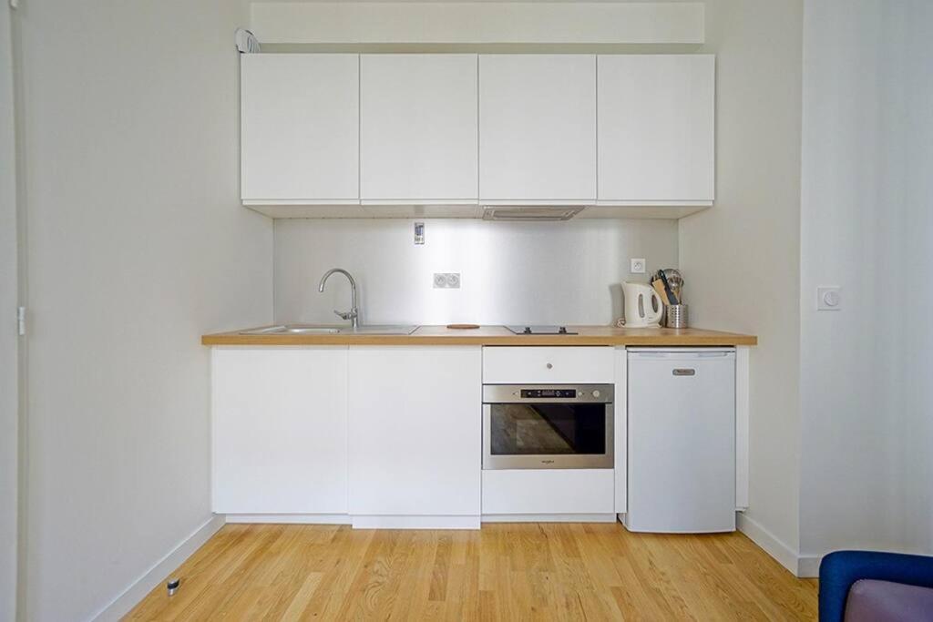 Apartment Grand 2 Pers Republique Bastille 3 Paris